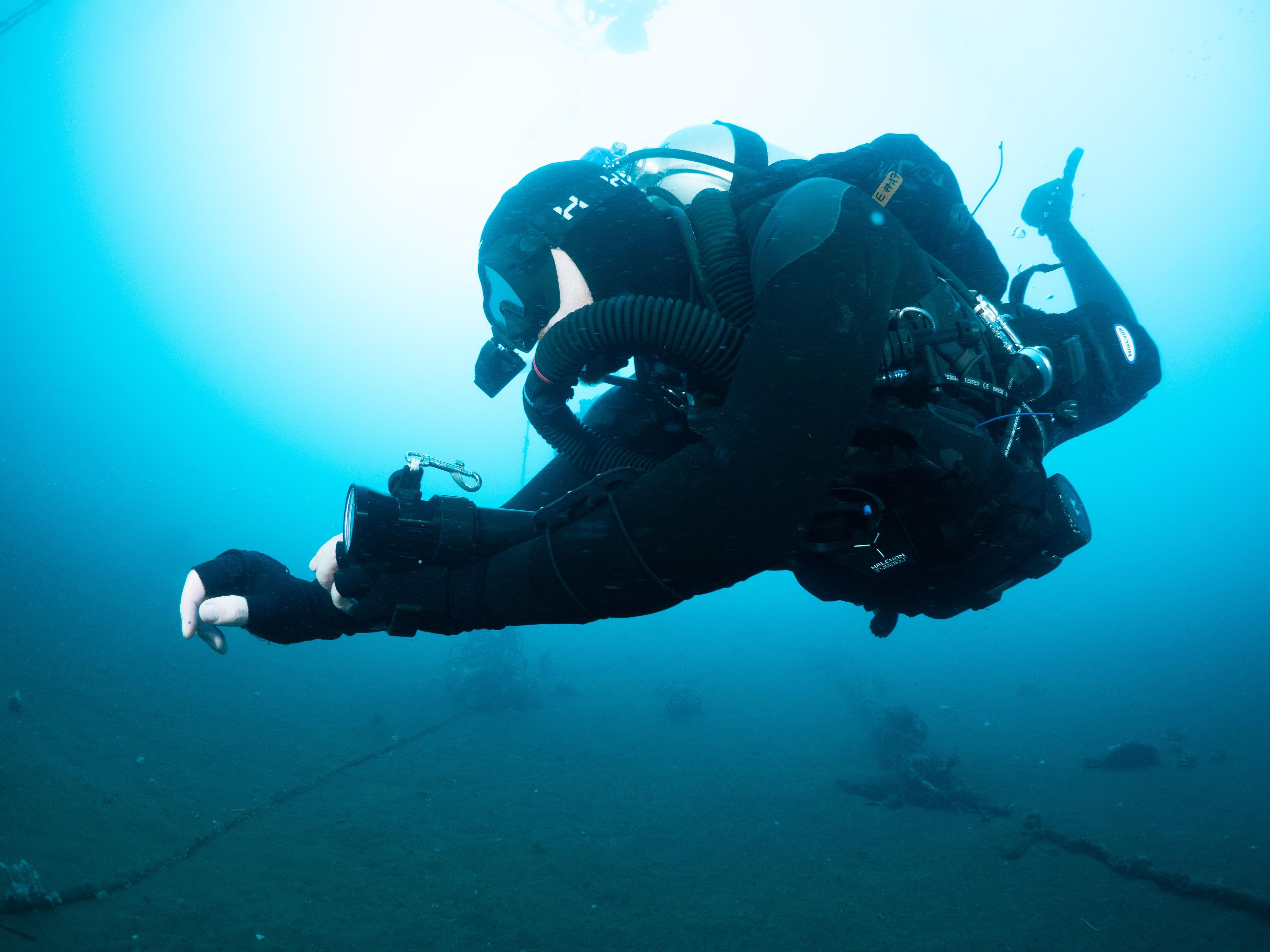 Diver with Symbios Chest Mount Rebreather underwater