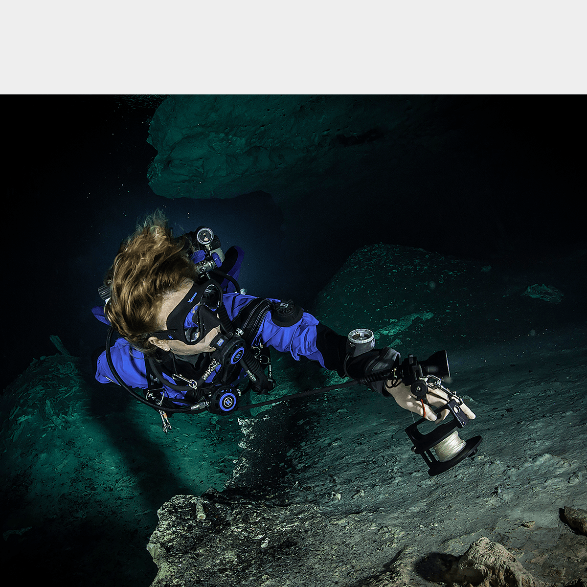 Cave diver with Halcyon reel