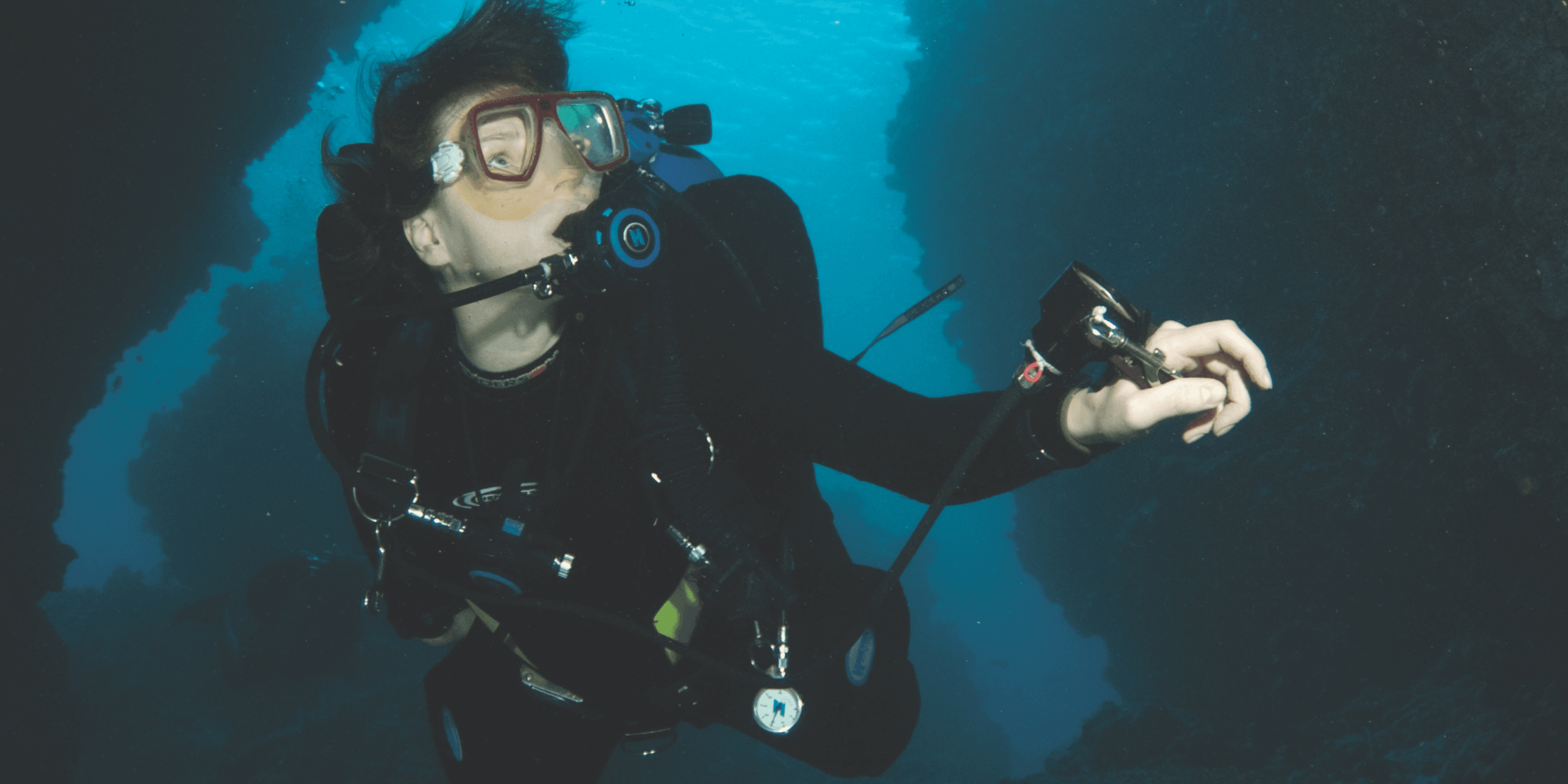 Diver at the surface looking at the horizon